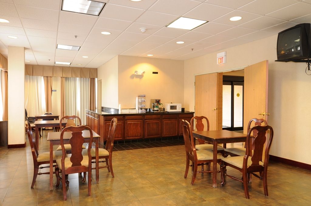 Days Inn By Wyndham Calumet Park Ristorante foto