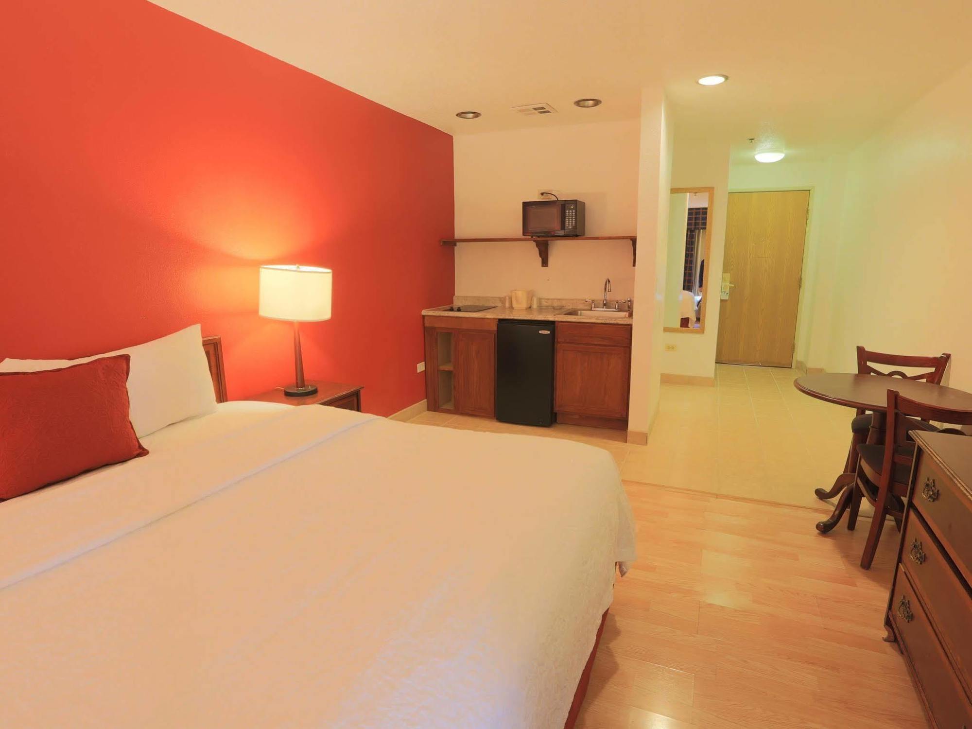 Days Inn By Wyndham Calumet Park Esterno foto